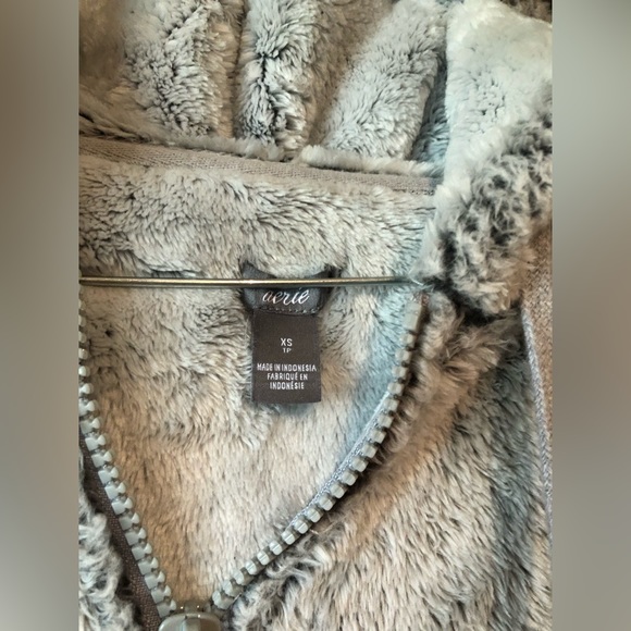 Aerie XS hoodie - Picture 2 of 4